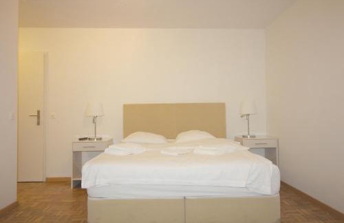 Seebach Apartment | Swiss Star District 11 - Self Check-In