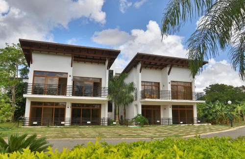 Guayacanes Hotel | Sybaris Suites & Residences