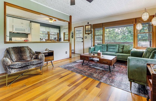 Sylva House | Sylva Riverfront Cabin Near WCU: Pet-Friendly!