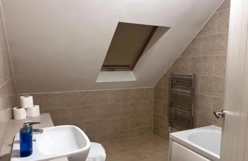 Leicester Apartment | Syster Properties Leicester LE3 Stay with Free Parking Peaceful Area at Sangha walk