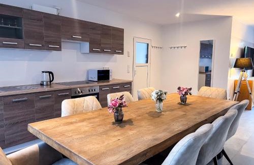 Juechen House | T&K Apartments - Jüchen - Komfortables 4 Zimmer Haus