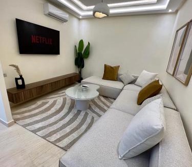 Gueliz Apartment | T1 Chic & Bright in Marrakech