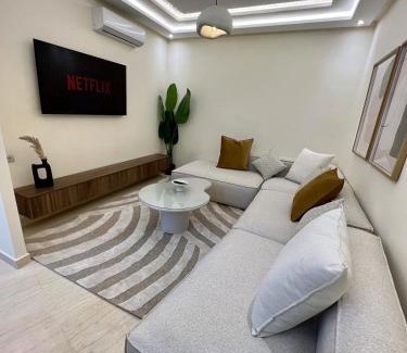 Gueliz Apartment | T1 Chic & Bright in Marrakech