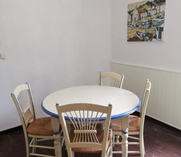 Prats-de-Mollo-la-Preste Apartment | T2 petite terrasse coeur de ville