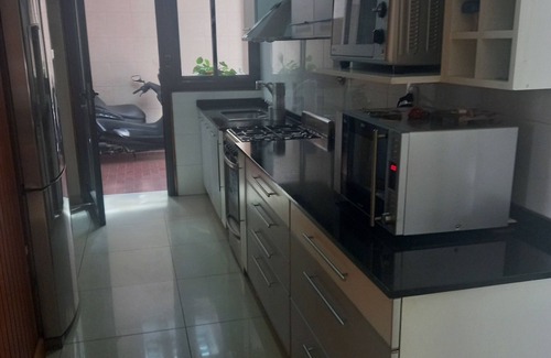 Mendoza City Center House | Tabanera Suite house in Residential Area 5 km from downtown