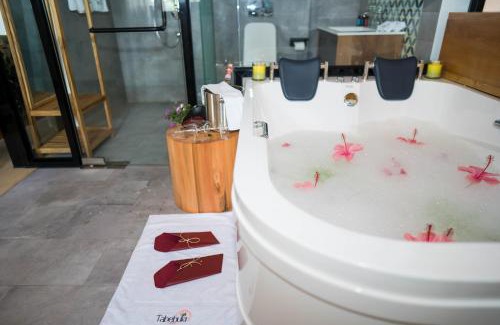 Fort Portal Resort | Tabebuia Spa and Safari Resort