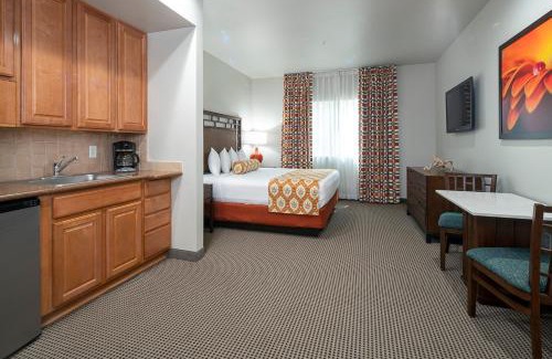 Las Vegas Resort | Tahiti All-Suite Resort