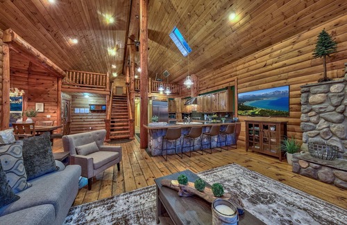 Pioneer Trail House | Tahoe Castle -Pool, Games, Spa, Steam Rm, Sauna