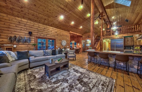 Pioneer Trail House | Tahoe Castle -Pool, Games, Spa, Steam Rm, Sauna