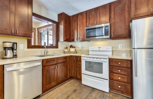 Truckee Condo | Tahoe Donner Condo on the Creek
