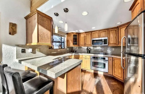 Tahoe Keys House | Tahoe Keys Chalet - Summer Boat Slip Winter Holiday - 30 day requirement