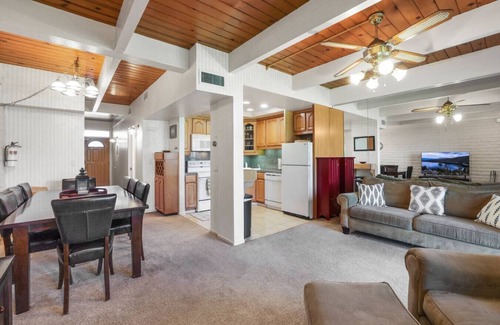 Tahoe Keys House | Tahoe Keys Townhouse with Boat Dock