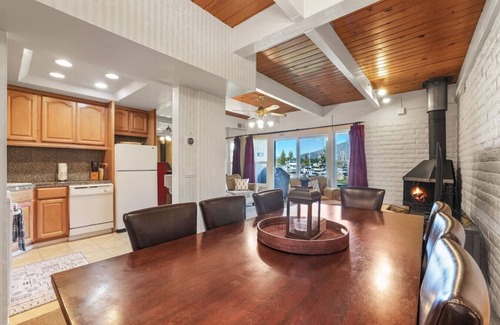 Tahoe Keys House | Tahoe Keys Townhouse with Boat Dock