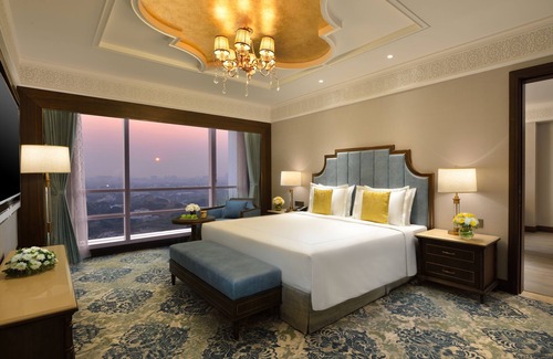 Thaltej Hotel | Taj Skyline Ahmedabad