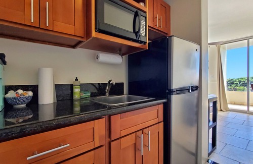 Waikiki Condo | ☀ Take a Look! Ocean View with cute Kitchenette ☀ WAIKIKI GRAND HOTEL® 715