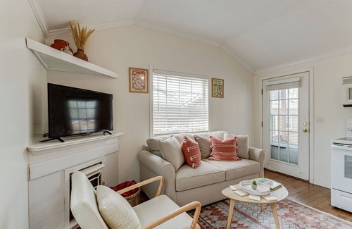 Monteagle Cottage | Take a Trip Down Memory Lane @ Berenstain Cottage!