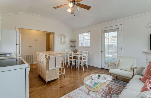 Monteagle Cottage | Take a Trip Down Memory Lane @ Berenstain Cottage!