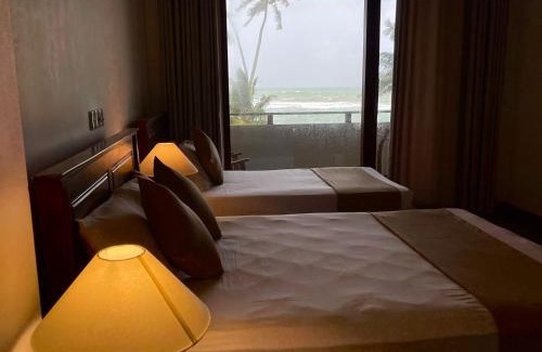 Akurala Hotel | Tantalize Beach