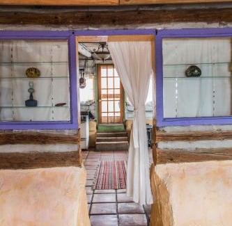 San Cristobal House | Taos Goji Farm & Eco-Lodge Retreat