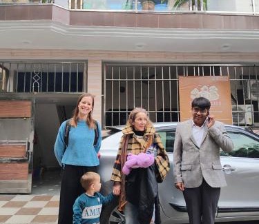 Agra House | Taran Bliss Home stay Agra- Near Taj Mahal