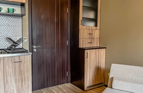Shiligarnika Apartment | Tarein studio| parking | 10min to the lift