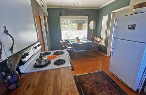 Fort Bragg House | Taylor's Grove -An Eclectic Garden Home