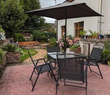 Strabane Apartment | TeachinTom