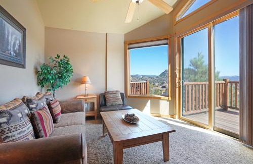 Estes Park Apartment | Teepee Mountain 12A Condo