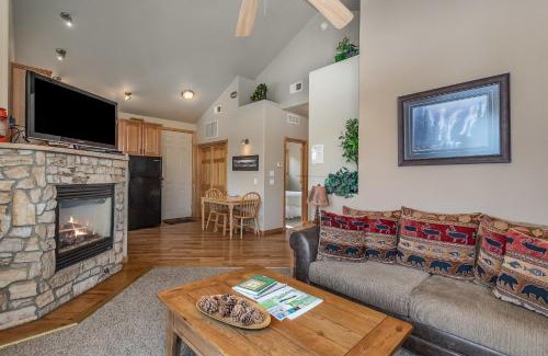 Estes Park Apartment | Teepee Mountain 12A Condo
