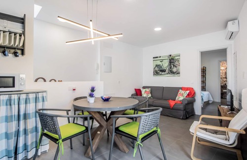 Telde Apartment | Telde City Loft With Solarium