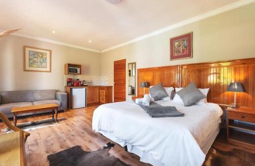 Grahamstown Cabin | Temba Private Game Reserve