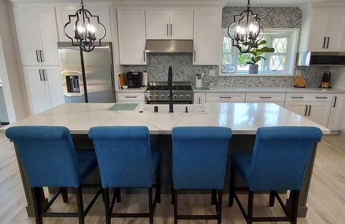 Camarillo House | Temp Housing For Insurance/Work/Travel/Remodel!