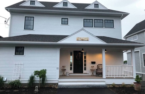 Swampscott Apartment | Ten Bay View Drive
