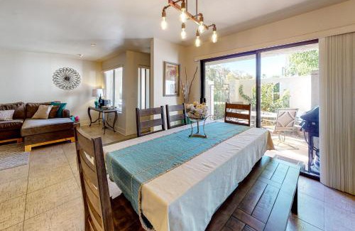 Palm Desert Apartment | Tennis on El Paseo at Sandroc Permit# STR2023-0030