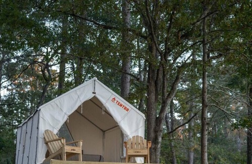 McComb RV Rental | Tentrr State Park Site - Mississippi Percy Quin State Park - Eastside Lakeview D