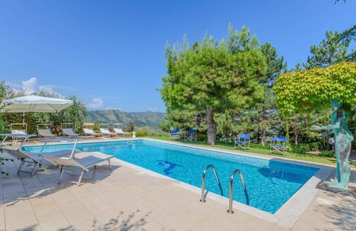 Ascoli Piceno Villa | Tenuta Rosara, ancient farmhouse and villa with private pool and jacuzzi, just 5 km from Ascoli Pice