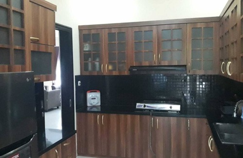 Ciloto Villa | Terletak secara menarik di distrik Cisarua
