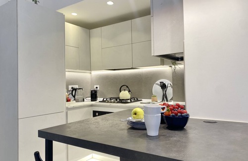 San Teodoro Apartment | TERMINAL apartment, 80 SQM apartment near the aquarium and the city center