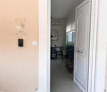 Eretria Apartment | Terra Apartment