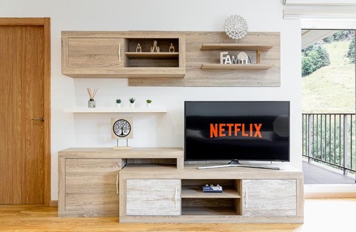 Arinsal Apartment | Terraza con Vistas I Escritorio y Cocina Completa I AndBnB