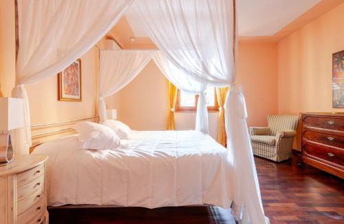 Viareggio Apartment | Terrazza Privata-A 2 Passi dal mare- "Versilia Royal"