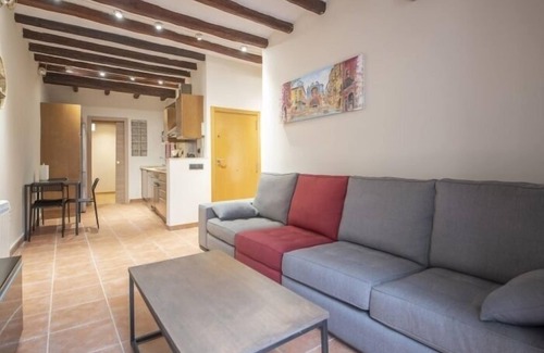 Old Town Apartment | th86 Apartment in Tarragona · 2 bedrooms · 3 beds · 1 bath