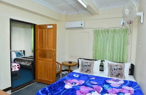 Pyin Oo Lwin Hotel | Tha Ha Zar Ta Hotel