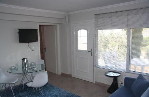 Psili Ammos Apartment | Thalatta Seaside Accommodation