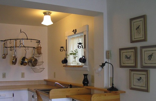 Bar Harbor Cottage | Thankful Cottage...a charming, romantic hideaway near the harbor renting Sun-Sun