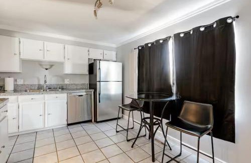 Park East House | Thanksgiving Family Home with Game Room & 9 min drive to Pearl St