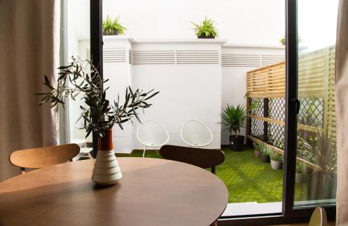Arrancapins Apartment | The 153 Hotel