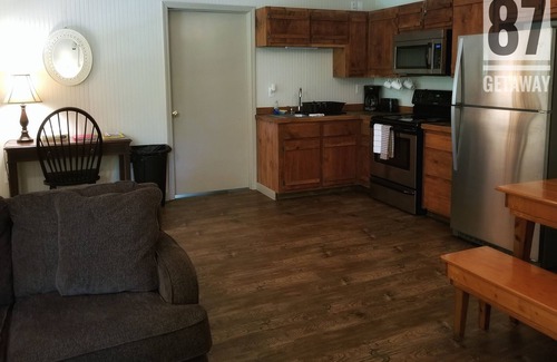 Newnata Cabin | The 87Getaway Cabin #2