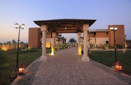 Olpad Villa | The Aambli Retreat - Weekend Villa Surat