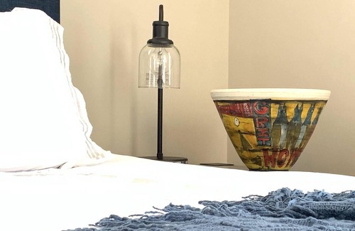 Delaware House | The Amazing Pottery House Downtown Delaware